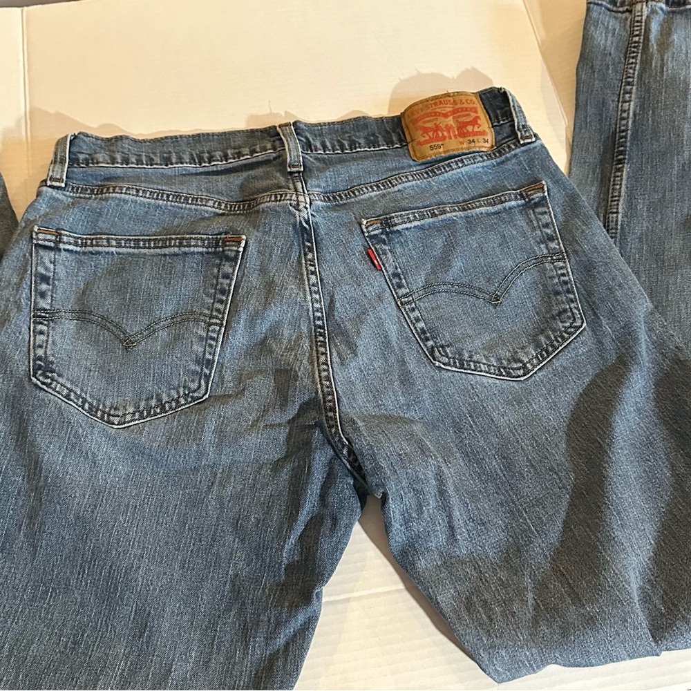 Levi's Men's Light Blue Relaxed Fit Denim Jeans